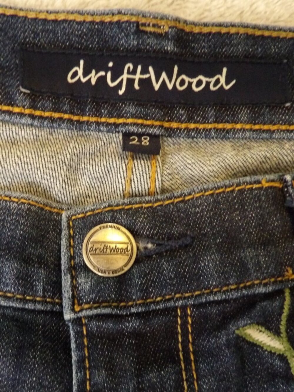 Driftwood Audrey Poinsettia Jeans Embroidered Floral Skinny Size 28 - Picture 8 of 10